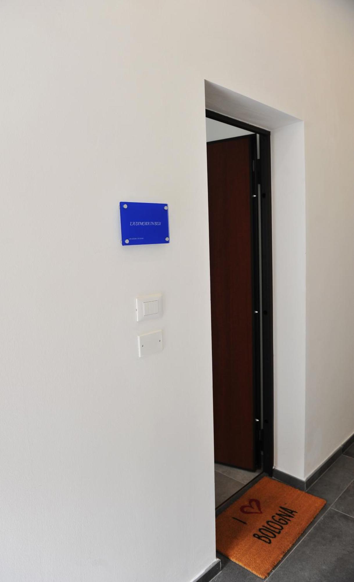 La Dimora In Blu Apartment โบโลญญา ภายนอก รูปภาพ